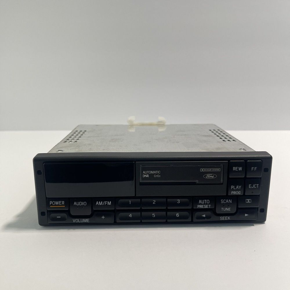 Original‎ Ford Stereo AM/FM Cassette Player F2DF-18k817-BB 10-3-91 UNTESTED Read